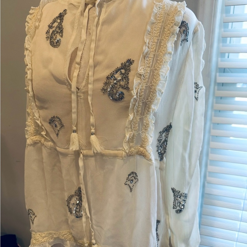 Chan Luu white Blouse with Intricate Embroidery - Picture 2 of 7